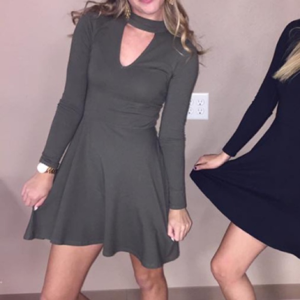 Hollister, military green chocker dress.